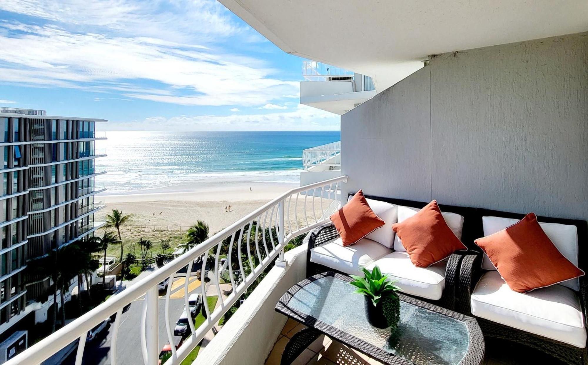 19Th Avenue On The Beach Gold Coast Esterno foto