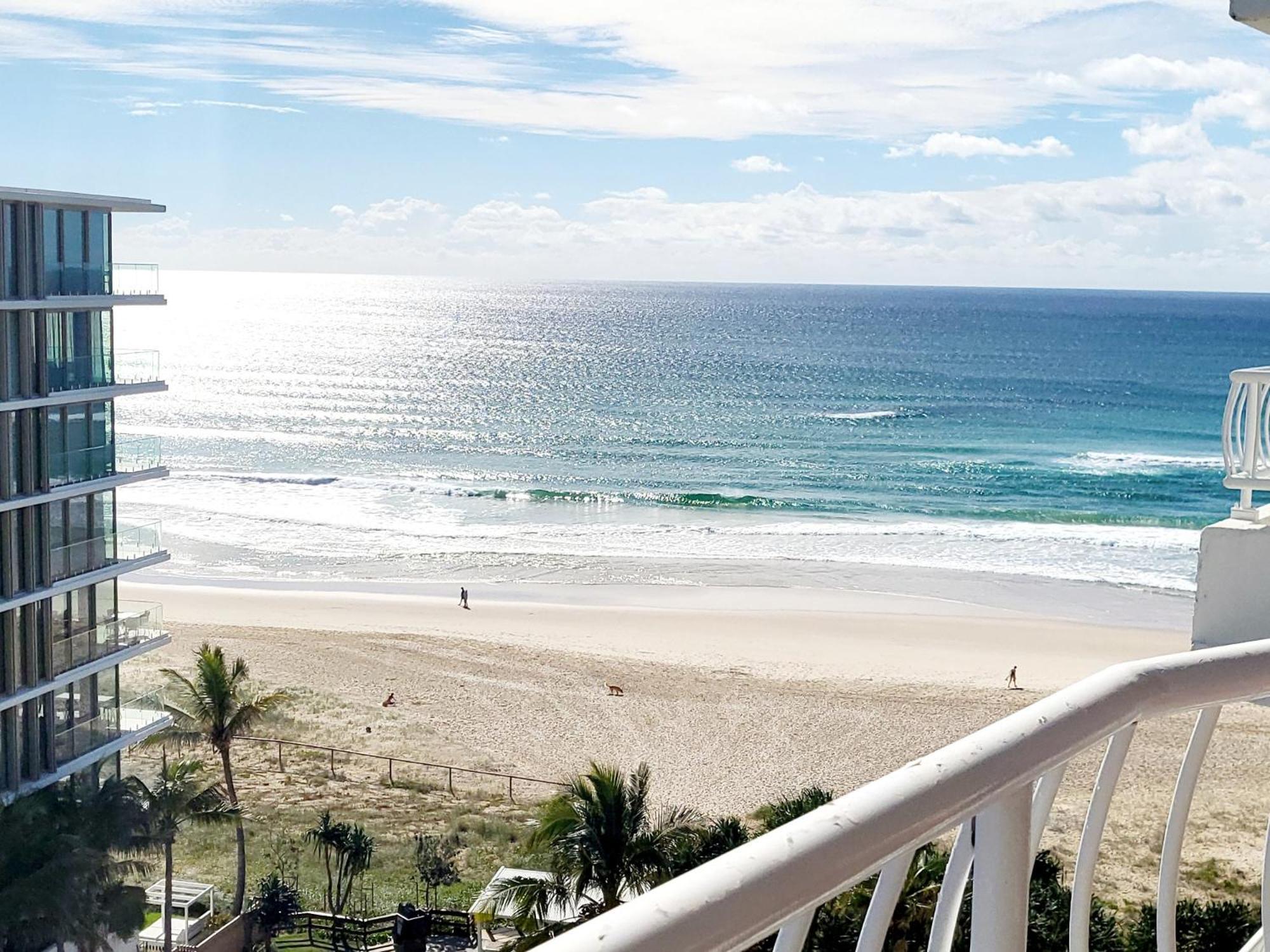 19Th Avenue On The Beach Gold Coast Esterno foto