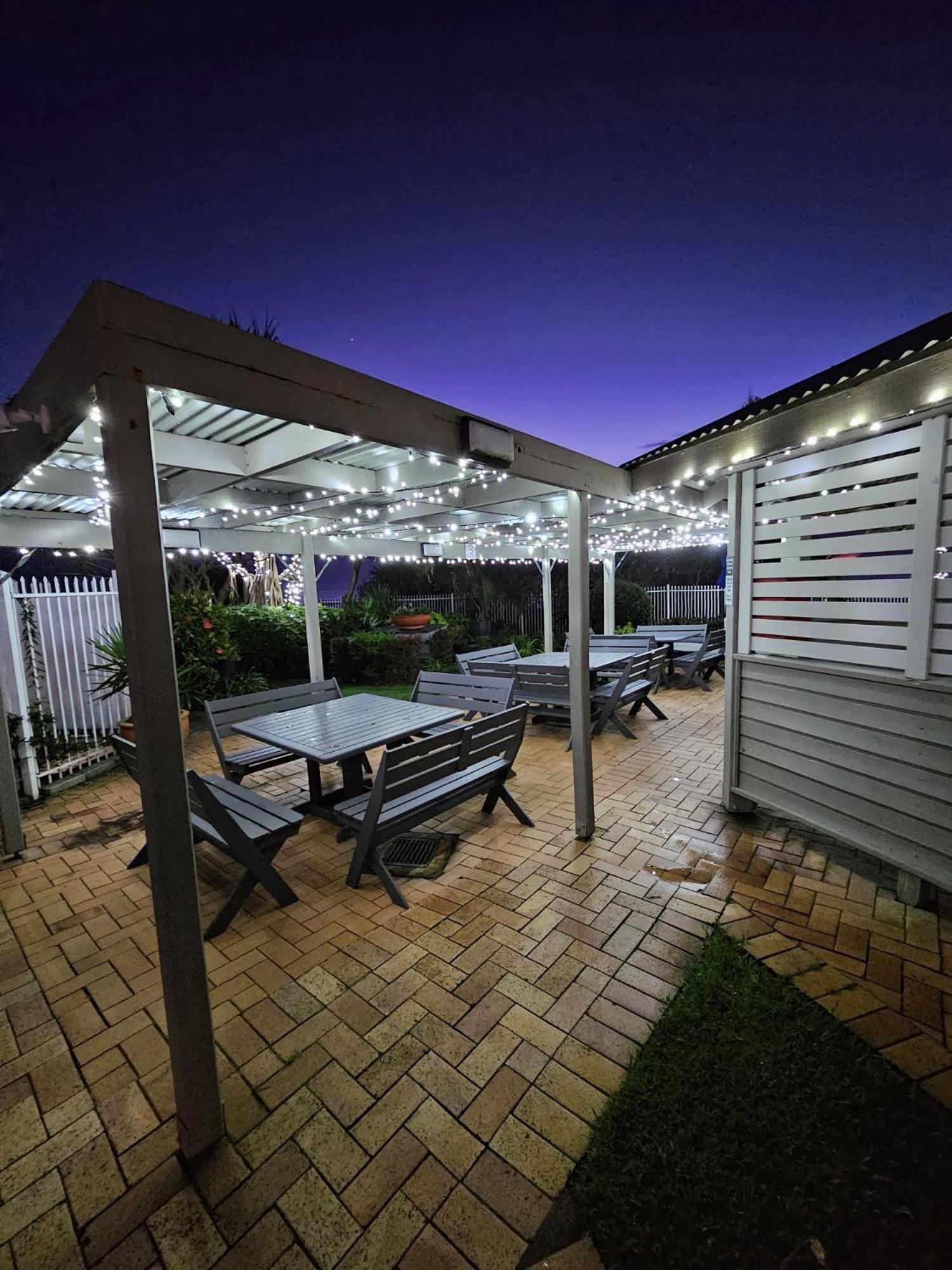 19Th Avenue On The Beach Gold Coast Esterno foto