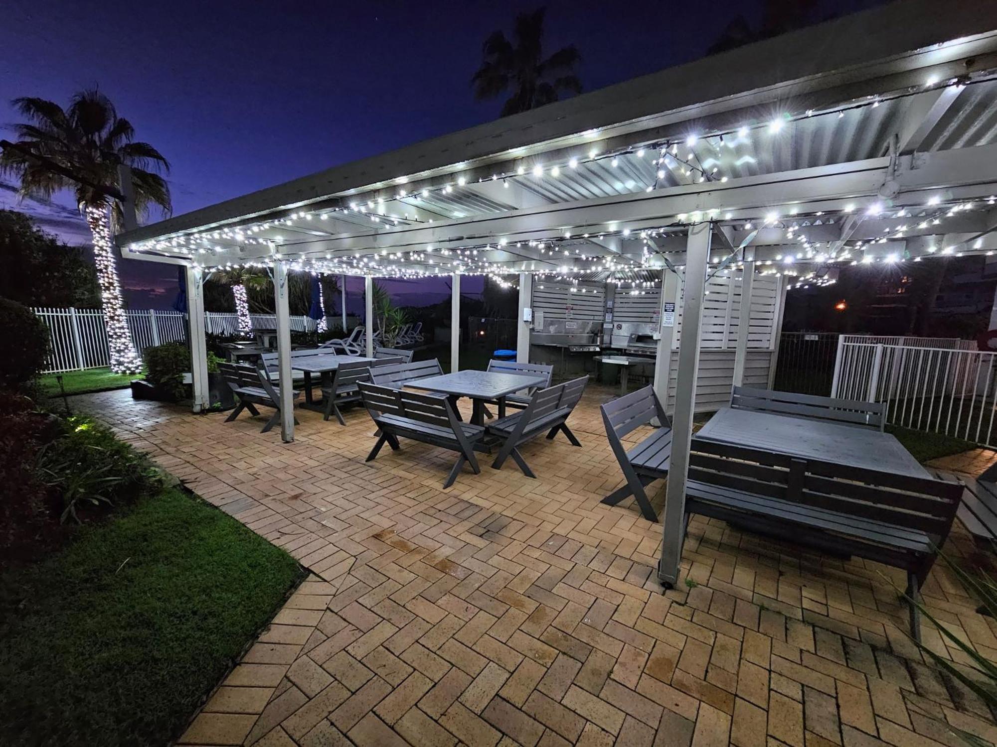 19Th Avenue On The Beach Gold Coast Esterno foto