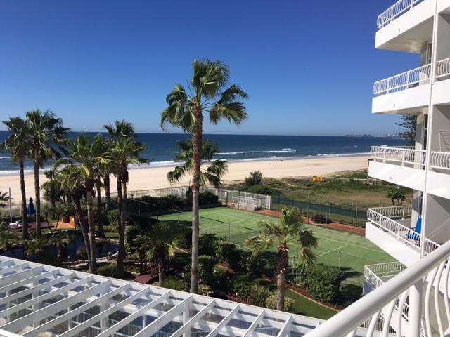 19Th Avenue On The Beach Gold Coast Esterno foto