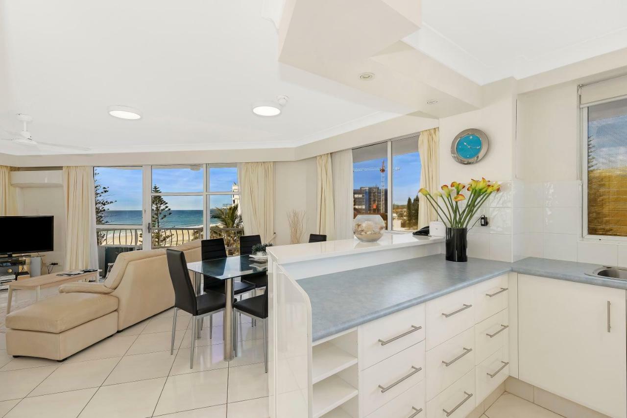 19Th Avenue On The Beach Gold Coast Esterno foto