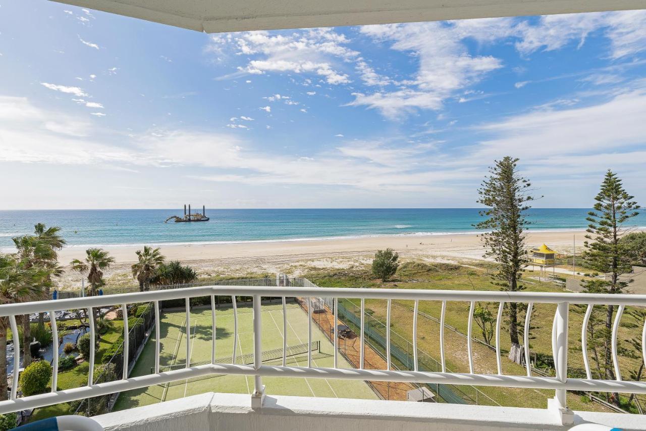 19Th Avenue On The Beach Gold Coast Esterno foto